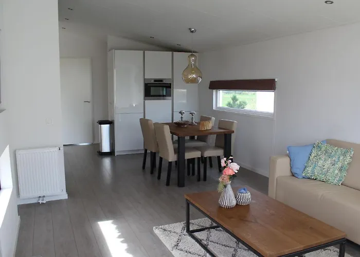 Ferienhaus Chic With Sauna Bemelen