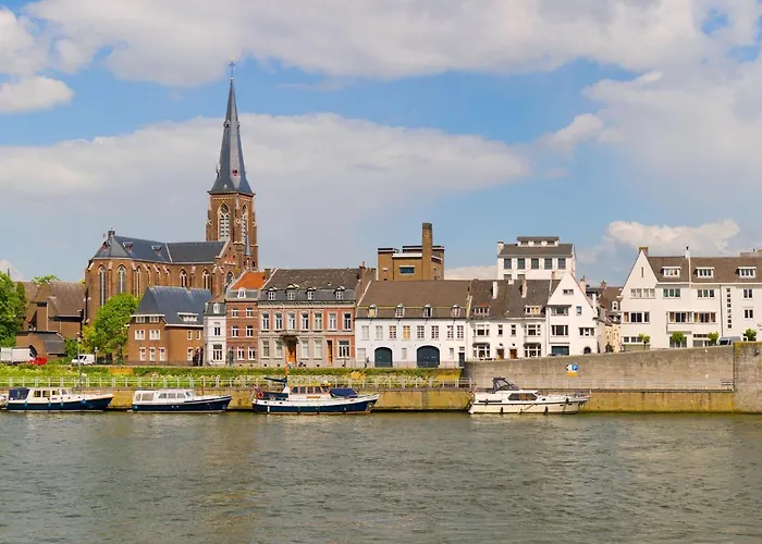 Chic With Sauna Ferienhaus *