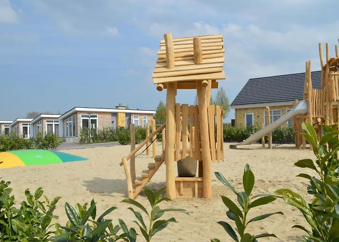 Vakantiehuis Chic With Sauna *