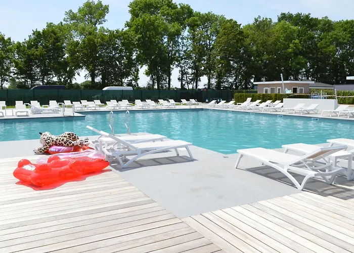 Chic With Sauna Vakantiehuis